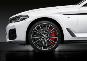 BMW 540i M Performance Accessories 2020 года 